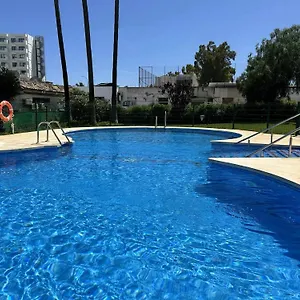 apartamento-la-carihuela-a-2-minutos-de-la-playa.es-andalucia.com/